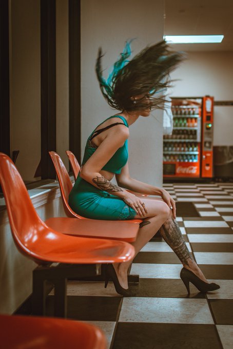 But the thing is  If I could go back  I wouldn&rsquo;t belong there anymore.   Photography by Vincent Humphrey<a href="/tag/photography"class="tags"><span>#photography</span></a><a href="/tag/blue"class="tags"><span>#blue</span></a><a href="/tag/creative"class="tags"><span>#creative</span></a><a href="/tag/vintage"class="tags"><span>#vintage</span></a><a href="/tag/retro"class="tags"><span>#retro</span></a><a href="/tag/babe"class="tags"><span>#babe</span></a>