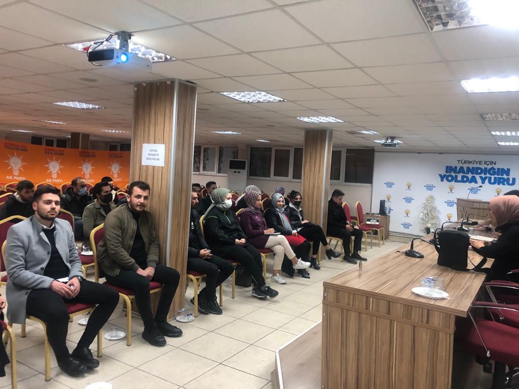 AK Parti Karaman İl Gençlik Kolları olarak Haftalık Olağan Yönetim Kurulu toplantımızı gerçekleştirdik.