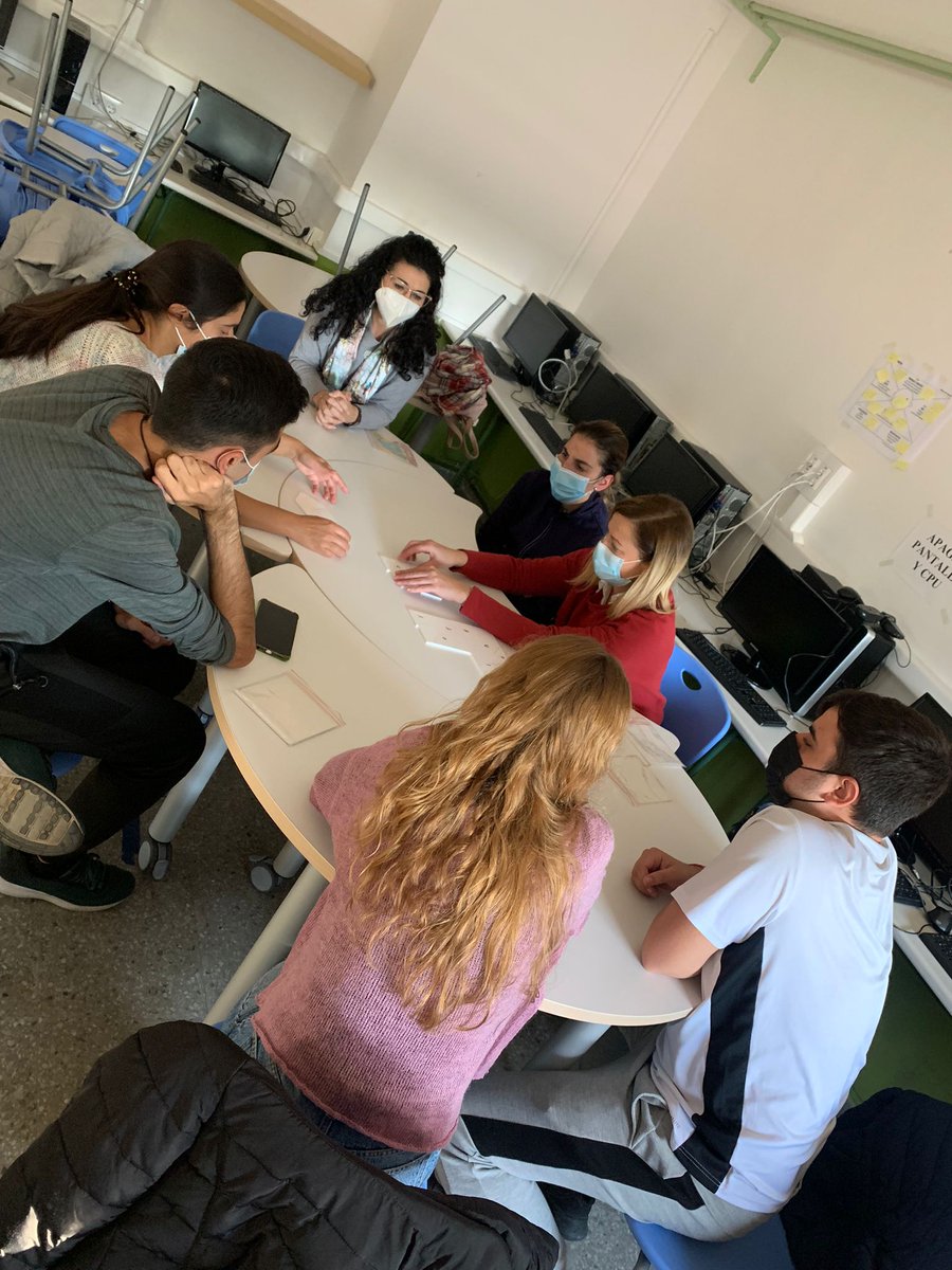 Aula de Emprendimiento - I.E.S. "Punta del Verde" tweet media