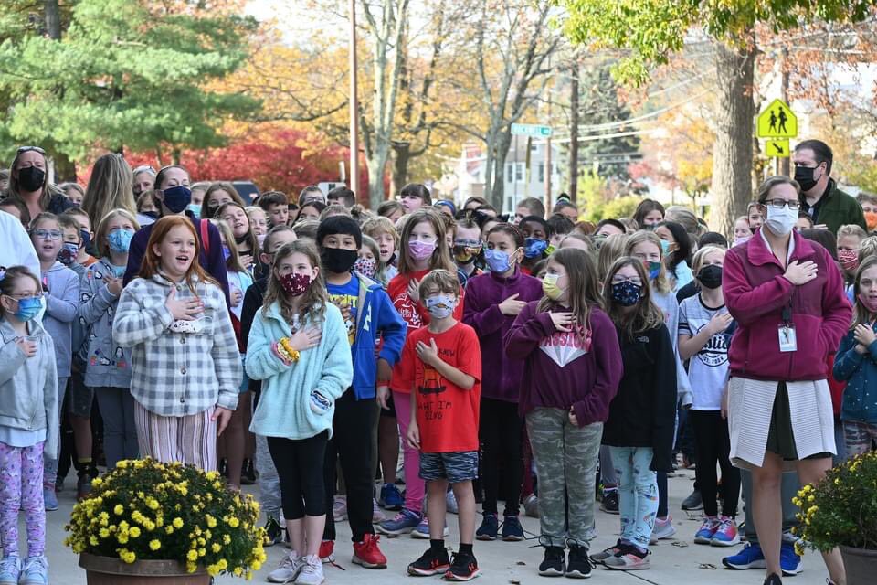 An amazing flag ceremony with our veterans this morning!  Mrs. Bradley sang our National Anthem, our students raised the flag and recited the pledge, and our veterans are toured classrooms talking about how they have used respect, responsibility and resilience in their service 🇺🇸