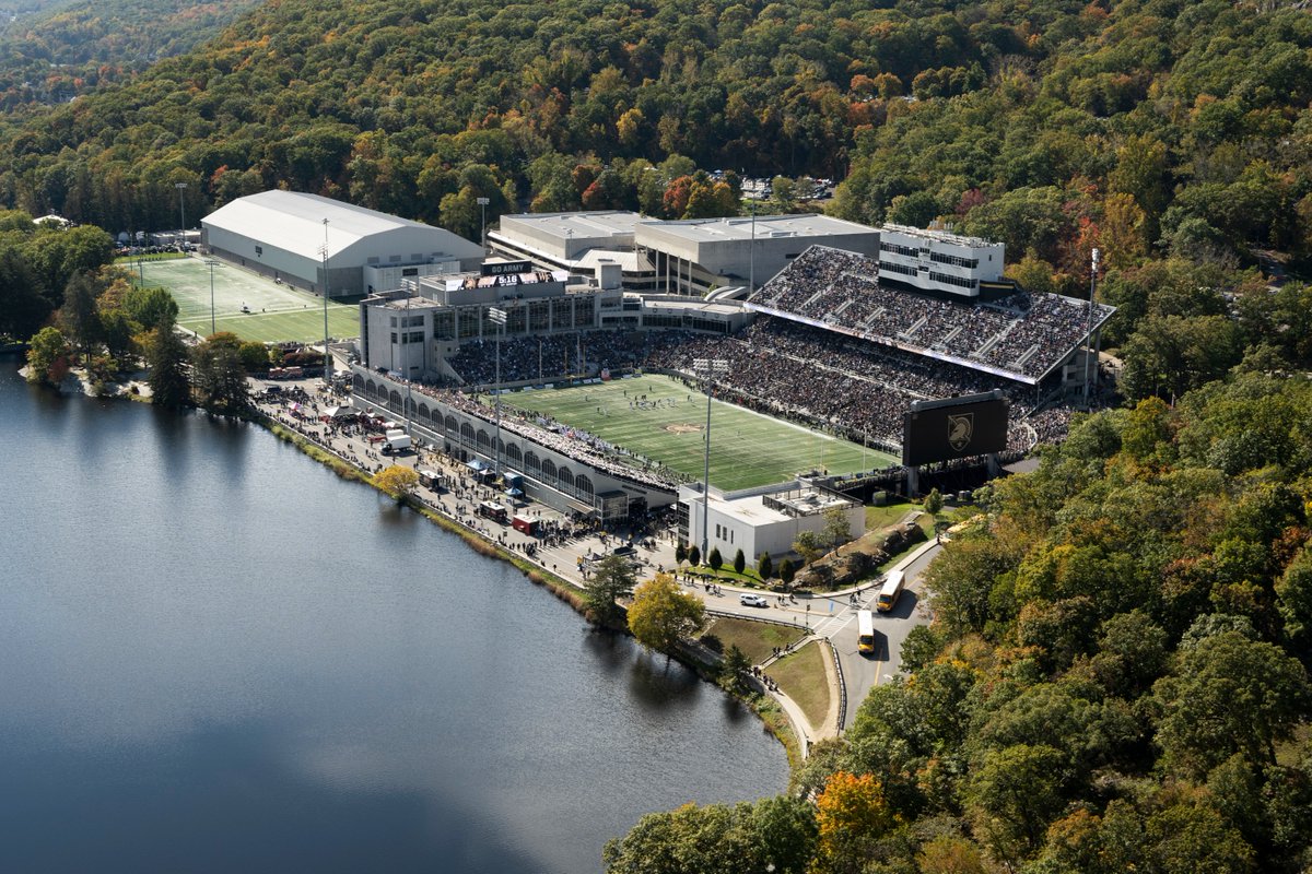 ArmyWP_Football's tweet photo. 📍 𝐇𝐎𝐌𝐄

See you Saturday. 

#GoArmy | #LastoftheHard https://t.co/CbtEq0Yhwh