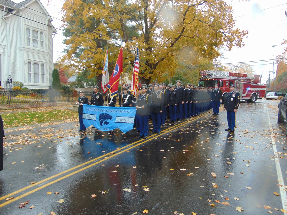 wcsCHSjc's tweet photo. CHS is very thankful for our veterans and their service. JROTC did an excellent job honoring our veterans in today’s parade! https://t.co/2bW81VhHdW