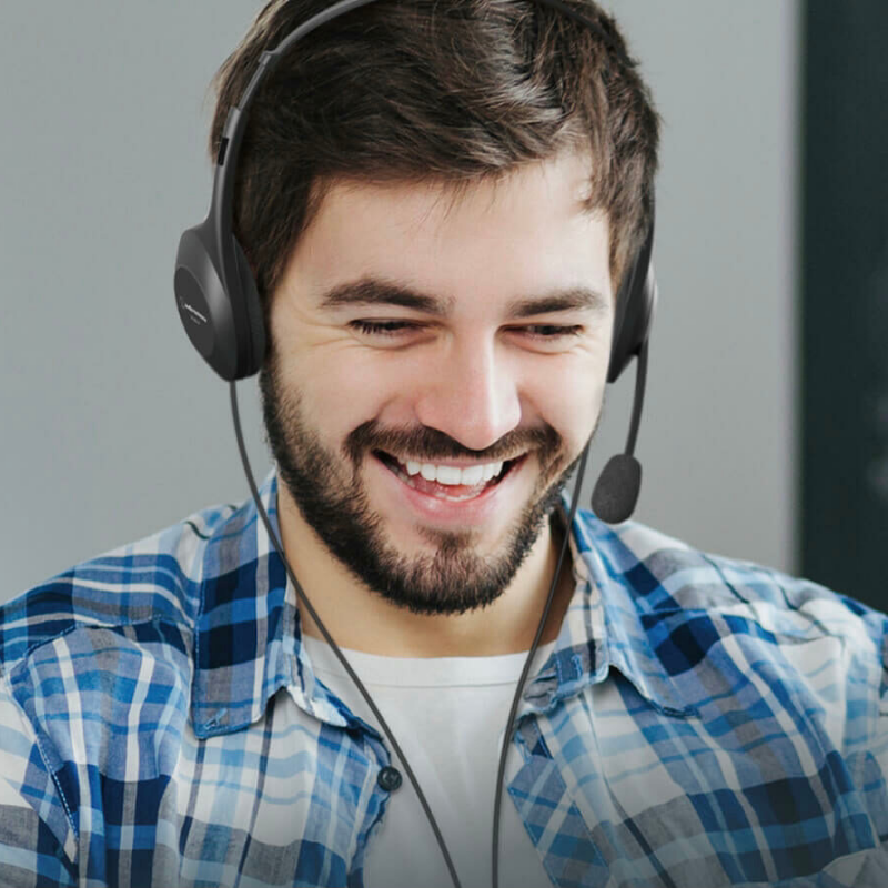 USAudioTechnica's tweet photo. #NowShipping: The ATH-#101USB and ATH-#102USB Computer Headsets! With your choice of single-ear or dual-ear design, these lightweight #headsets feature a #noisecancelling #microphone to provide clear audio. Learn more: https://t.co/K0IFnfZ7l5 #AudioTechnica https://t.co/sA4LdiGdKu