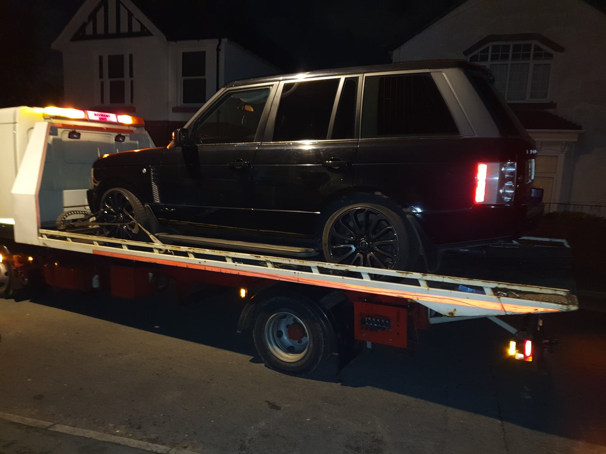 HalesowenWMP's tweet photo. Halesowen NHT officers have this evening seized a vehicle with no tax and insurance in the Halesowen North area. https://t.co/8McXTpiWcw
