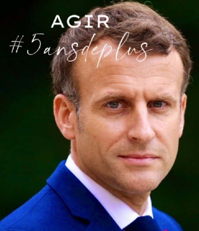 #Présidentielles: <a href="/EmmanuelMacron/">Emmanuel Macron</a> sort renforcé de son allocution de mardi : 30%-25% (+3, +2) et distance <a href="/MLP_officiel/">Marine Le Pen</a>: 18%-17% (-2,-1), <a href="/ZemmourEric/">Eric Zemmour</a>: 15%(-2,-1), <a href="/xavierbertrand/">Xavier Bertrand</a>: 12% 👏 ll creuse l'écart au 2è tour : 65%-55%💪Une vraie performance👌#Macron2022 🙌🏽<a href="/OdoxaSondages/">Odoxa</a>