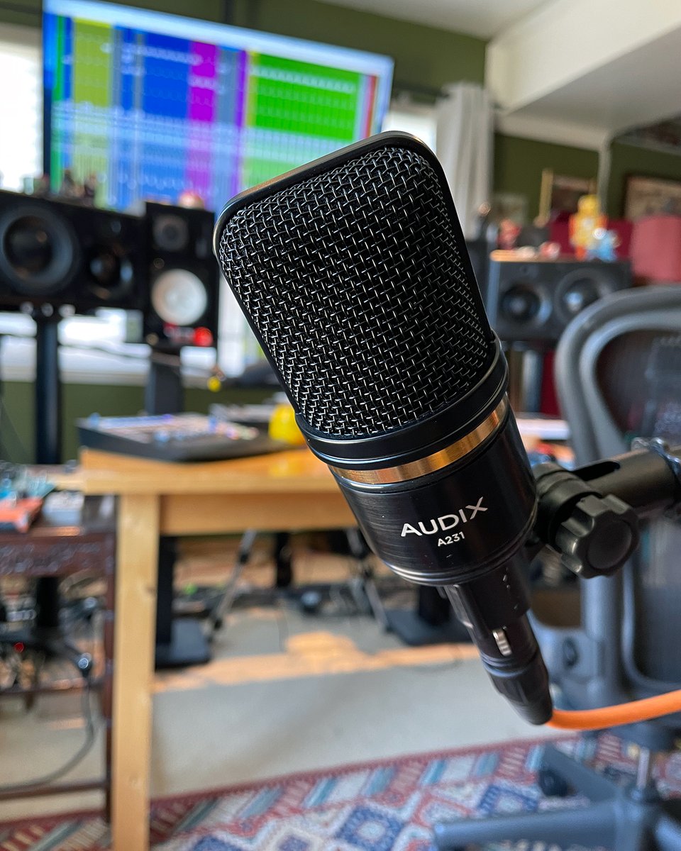 AudixMics's tweet image. Engineer and producer @retopeter had some stellar words about our new A231 large-diaphragm condenser microphone, using it for the first time on vocals in his studio. Read more on our Instagram at instagram.com/audixmics.