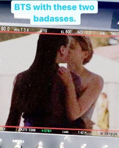 misfitsjinx's tweet photo. SUPERCORP KISSED but the cw cut it, here's the evidence: https://t.co/0SQoCQe2BT