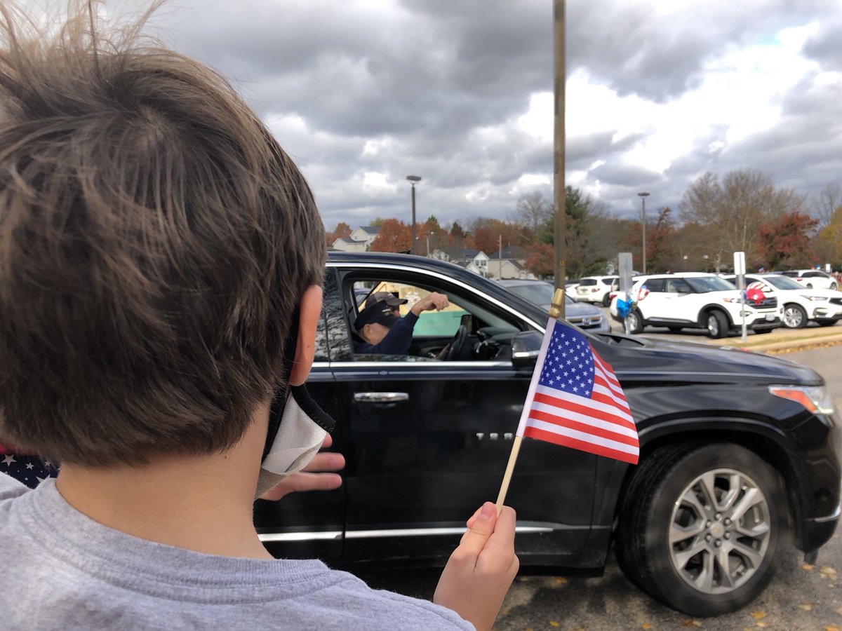 moore_uve's tweet photo. Today was our 8th annual Veteran’s Day celebration. We wrote letters of thanks to our veterans, and our entire school lined the sidewalk to honor many veterans in a parade.  #ThankYou @USArmy @usairforce @USMC @USNavy @USCG #UVEMADE https://t.co/xvGzLxLbYb