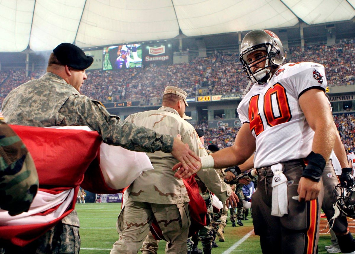 Mike Alstott Fam Fdn tweet media