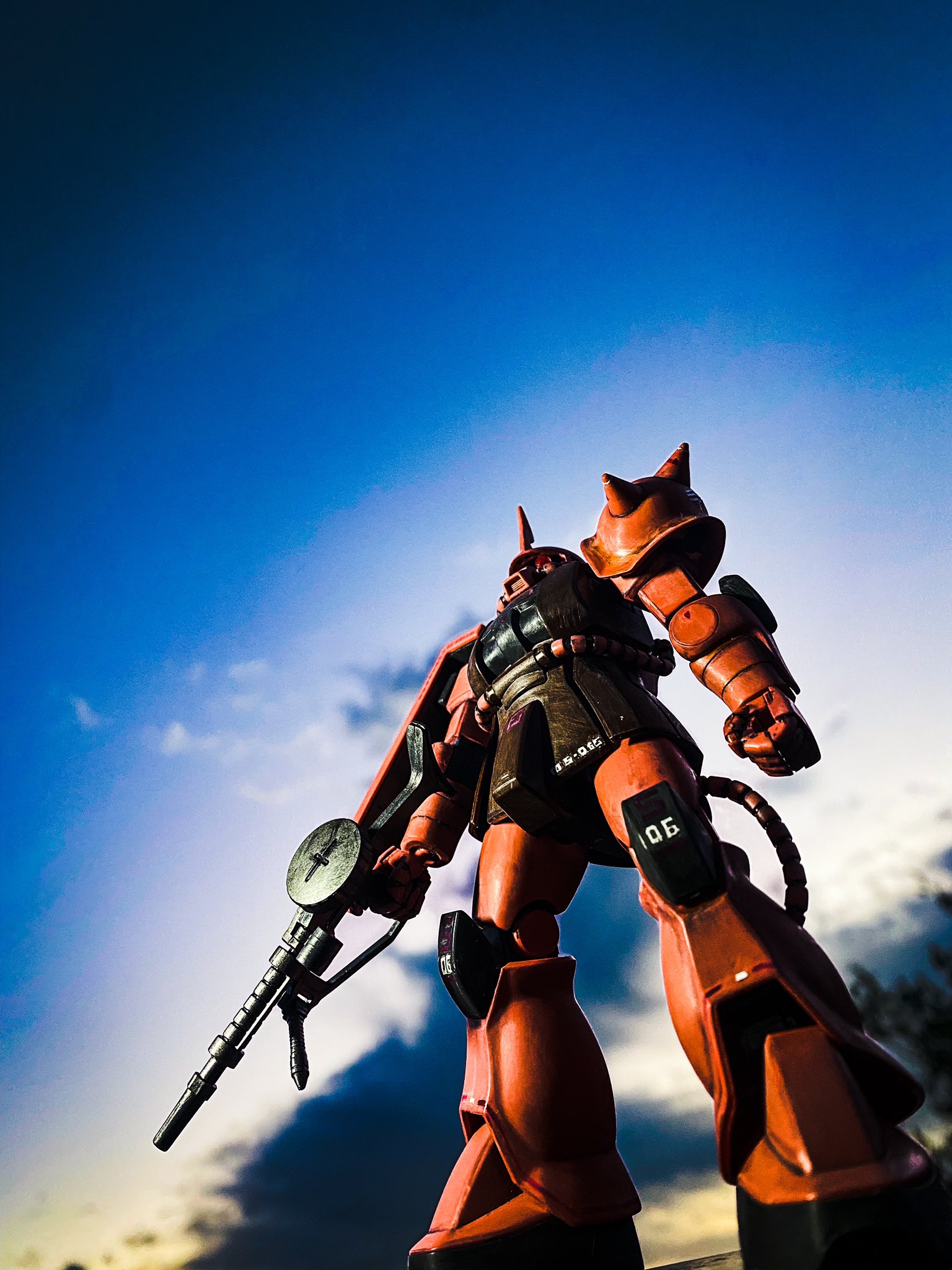 Heikayuuji 1 144ザクのキットは数あれど これだけ力強いガワラ立ちが決まるのは 旧hgucが随一ではないかと ガンプラの画像を貼るとrtされると聞いて ガンプラの画像貼るとrtされると聞いて 今朝のガンプラ シャア専用ザク T Co Aeehhgn9ds