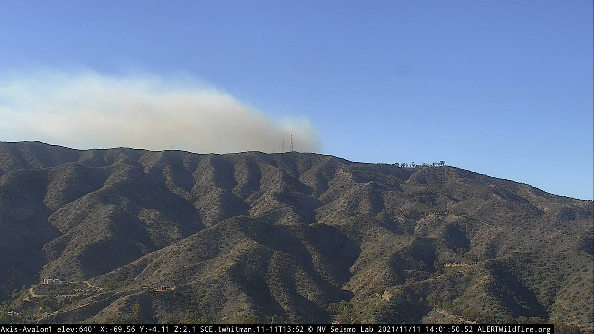 #CatalinaIsland (LA County) - LAC Copter 15 reporting 10 acres in medium brush w/ moderate ROS &amp; winds out of the N/NE @ 5-10mph, no structures threatened. Updated location to the coordinates of 33 22.297 -118 25.013, approx 1 mile S/W of Black Jack Campground. #MiddleFire