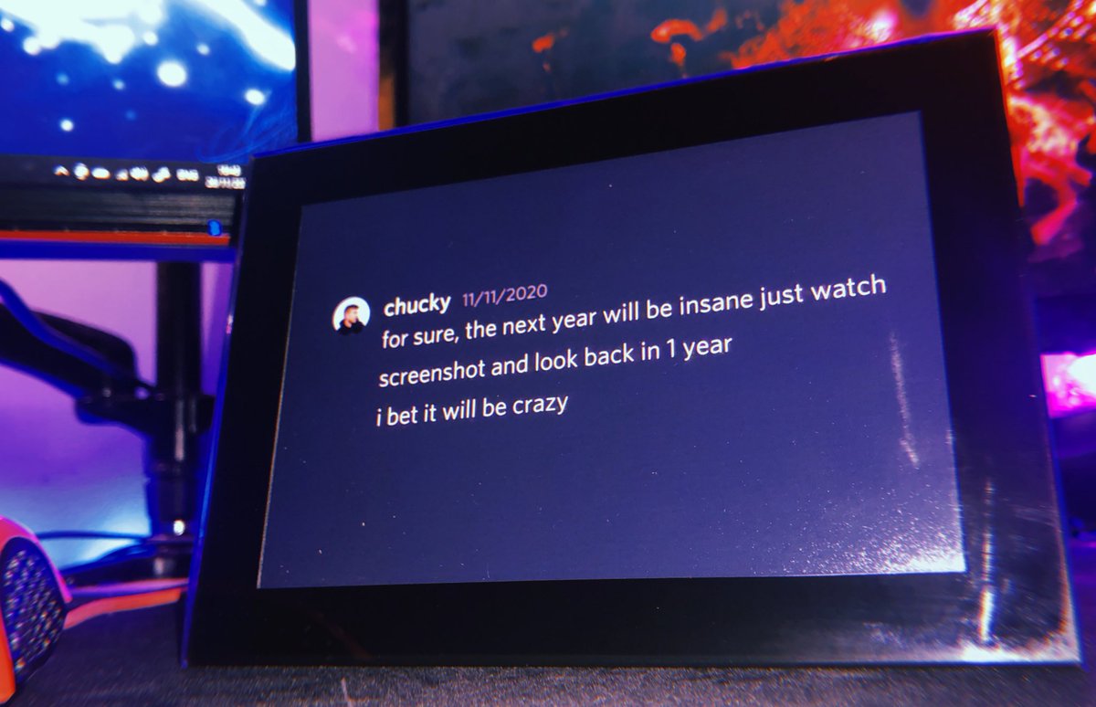 framed it for a reason 🤝 @chuckya 

3,146,000,000+ views on our thumbnails this year 🥶🥶🥶