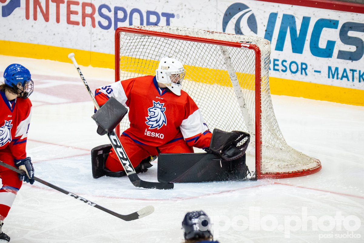 APhotoOffic's tweet image. 4 Nations Tournament U17 Vaasa ja eka päivän matsi nro 2, FIN - CZE.
Tasainen vääntö kääntyi lopulta tsekin voitoksi lukemin 2-3

Kuvat: @PasiSuokko 

#4shots  #apollophoto #Leijonat #U17 #U17hockey #sportphotographer #staytuna #4nationsU17 #teamfinlandU17 #teamczechrepublicU17
