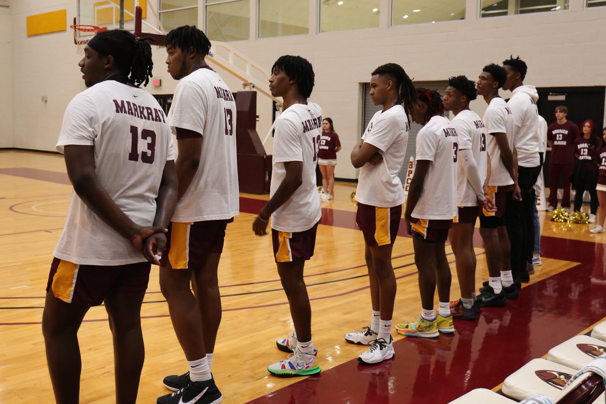 bpcc_basketball's tweet photo. What a night! Cavs defeated BRCC 87-58 last night! Maroon out was a success! #13 was watching over us! 
#playfor13 #BPCC #GoCavs

Cari Walker- 18 pts/7 rbs/7 ast
Derick Hamilton- 18 pts
Kendrick Delahoussye- 11 pts/7 rbs 
Eric McKnight- 11 pts
Jeremy Richard- 9 pts/10 rbs https://t.co/vFC9XTqiD6