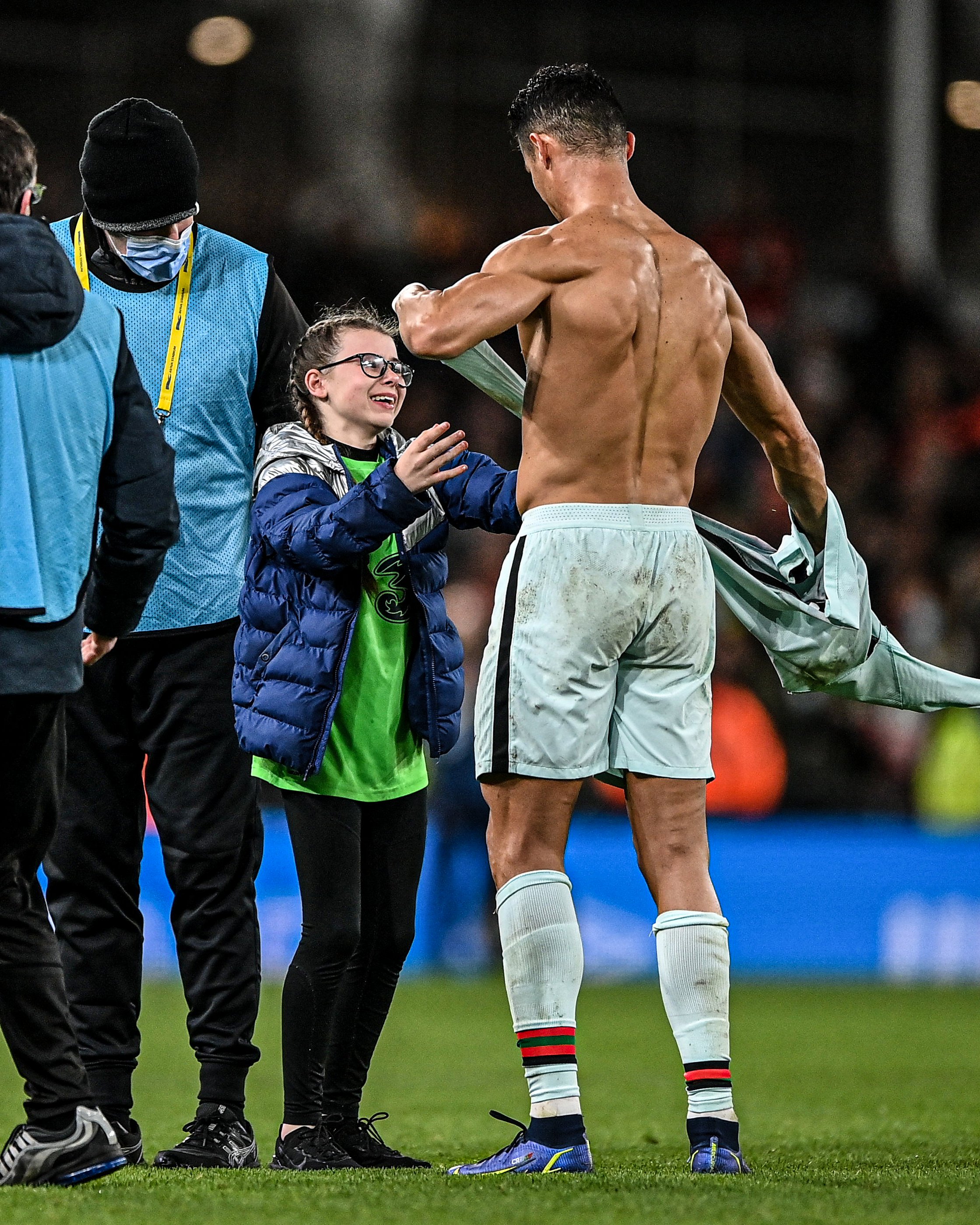 Ireland vs Portugal: Cristiano Ronaldo shares an emotional moment with a pitch invader after a goalless draw against Ireland in FIFA World Cup Qualifiers, Watch Video