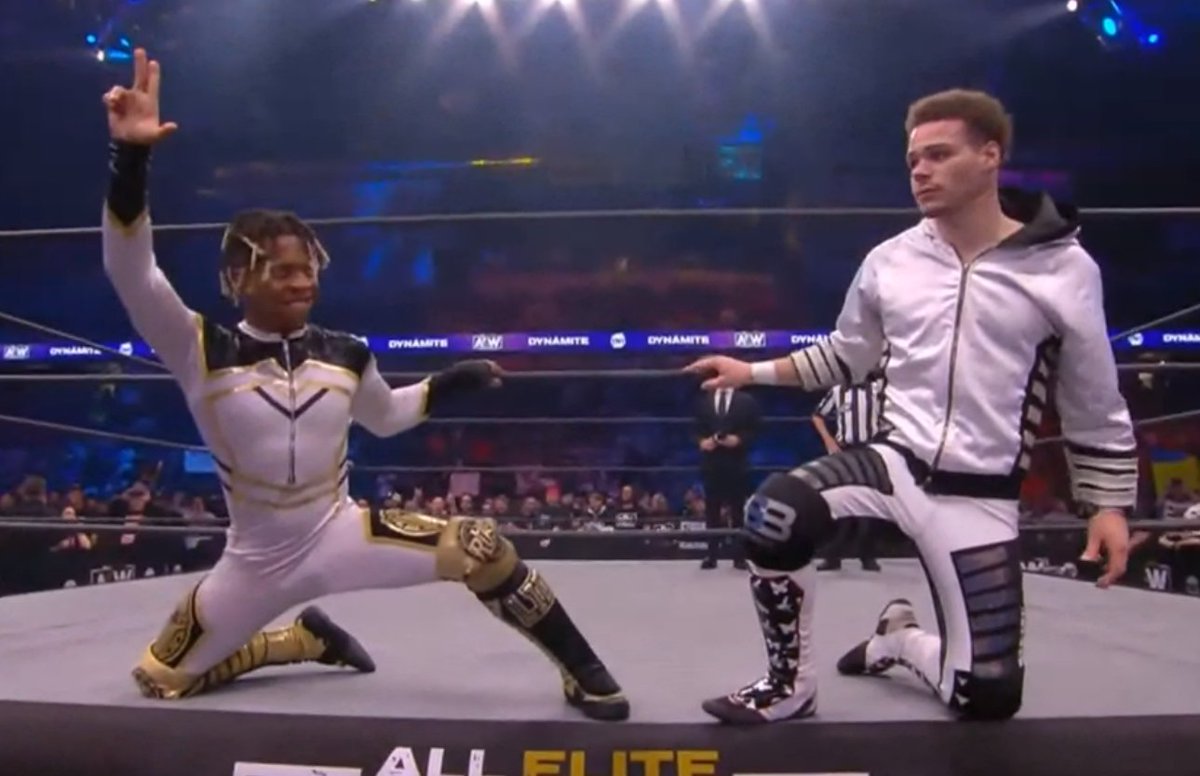 MILANO_MOBBBB's tweet image. I'm already Liking the @TheLionelGreen and @lucha_angel1  Storyline Progression Build Tony Khan struck Gold paring them as an Official Tag Team in @AEW 

#AEWDynamite #HighestFlight 🔥🔥🤑