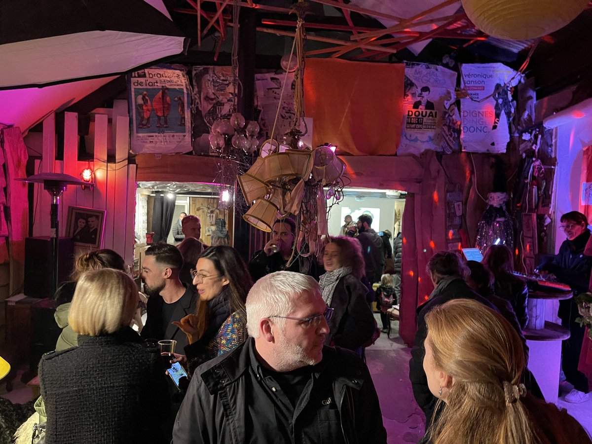 OSpillebout's tweet photo. Petit vernissage toujours sympa et décalé chez #Photoxyde à #Wattignies / #Transphotographiques 2021 https://t.co/m3O9USQFoL