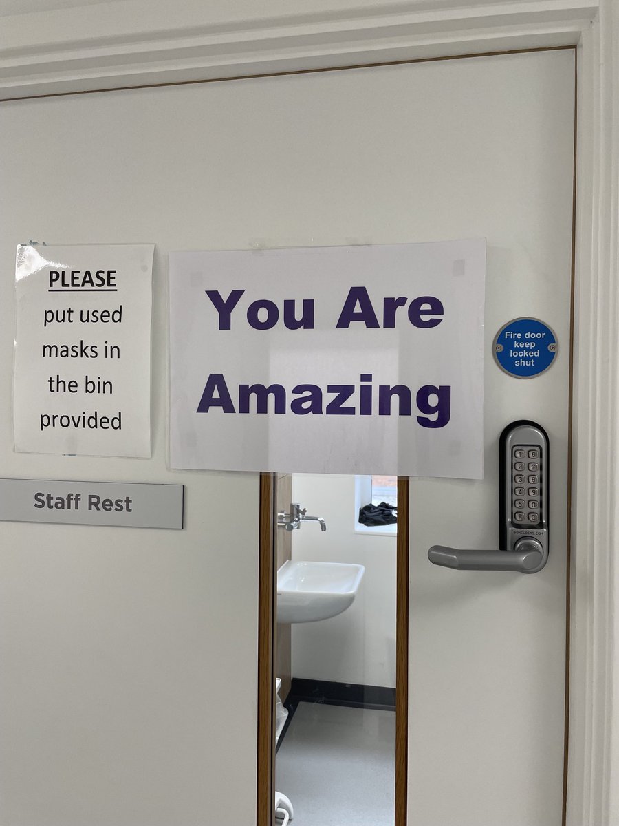 jollyphysio's tweet photo. Today’s #kindnessweek find on ELM 🌳 Unit @6Trafford @MFT_CSS @mftMedicineWTWA @AlisonCoy4 @MFT_CSSAHPs #csscivility https://t.co/kZfS0VU3Ma