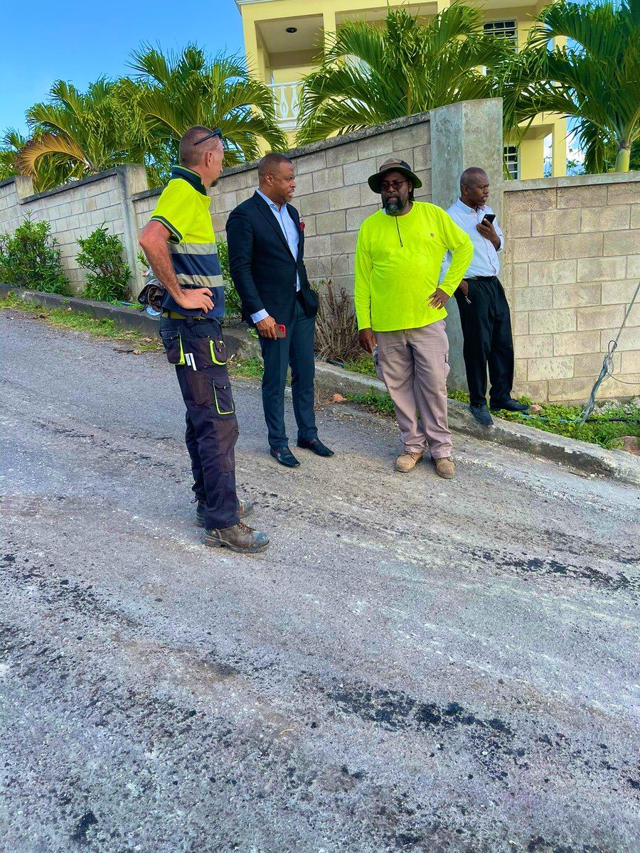 markbrantley3's tweet photo. #PeopleMatterMost #ConstituencyMatters Happy to walk a new road done by Public Works with our brand new state of the art paving machine. The road had become a river bed and the residents in the area had cried out for some time. Tonight I know they will be much happier. https://t.co/az3fYwvNjD