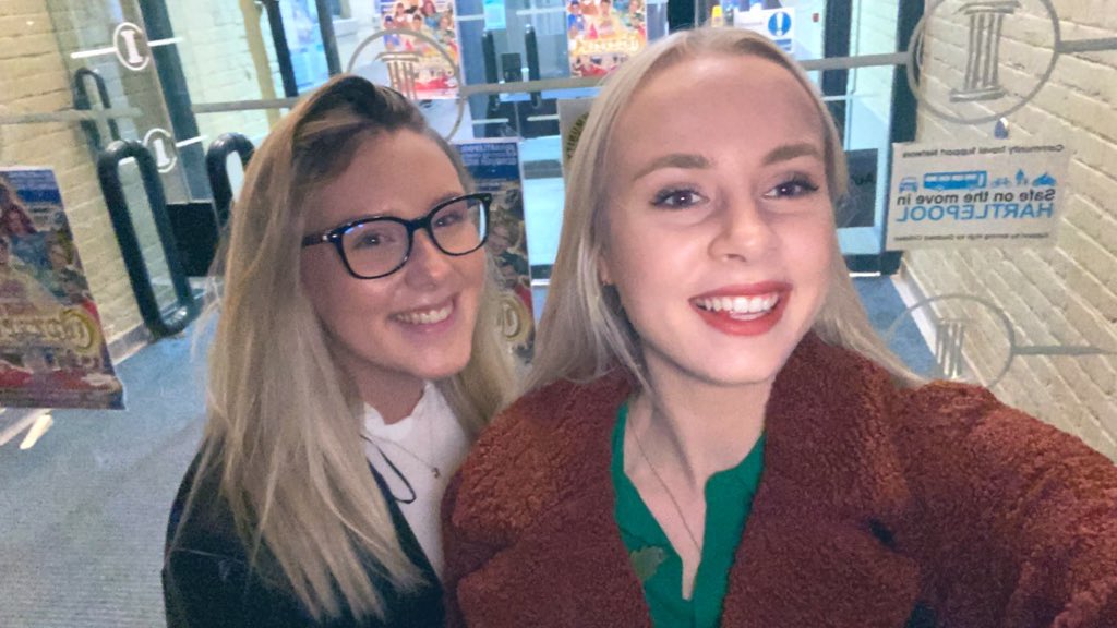 hannahteesside's tweet photo. Brilliant night representing @edfenergy at @bbcquestiontime! Myself from nuclear and @charlotte__kerr from renewables ⚡️@ELPinchbeck you were fabulous, was amazing to see such a talent on the panel discussing relevant climate issues towards our CAL of 2030 🍃 Thankyou! https://t.co/L0IUD6SrnO