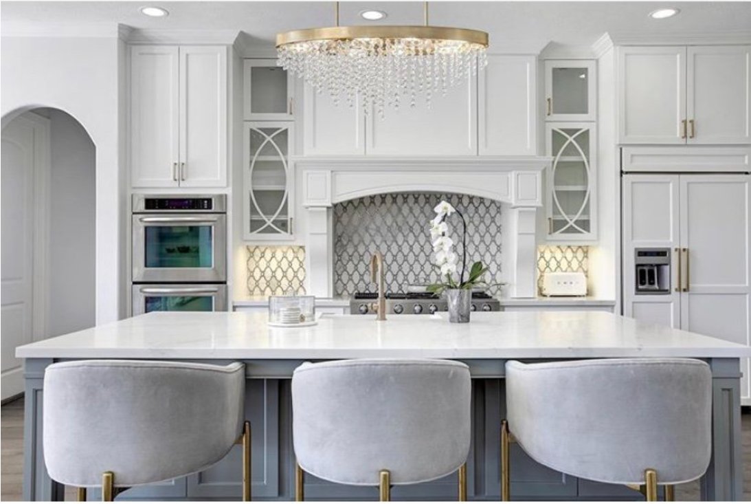 CrystoramaLight's tweet photo. Check out these Kitchen Island Lighting Ideas that will Upgrade your Look in our new #styleblog!
Light: Winham
https://t.co/01EDmuN43i
#thursdaymotivation #kitcheninspo #kitchendesign #kitchenlightingideas #lightingiseverything #lightingideas #crystoramastyle #kitchenblog https://t.co/G8M8stD7jP