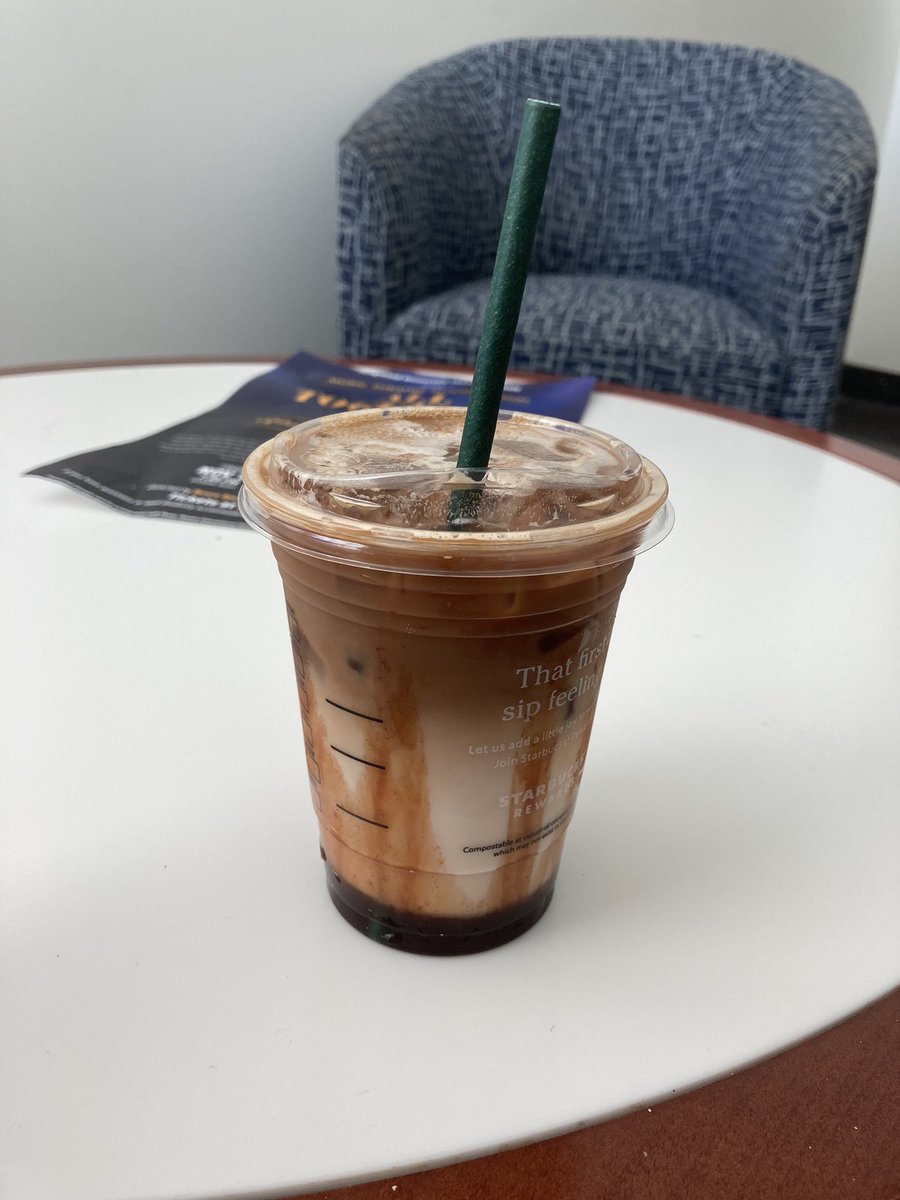 DylanE410's tweet photo. Another @Starbucks drink. This time I tried the iced apple crisp macchiato #foodie #coffee https://t.co/T6IKORqbvc