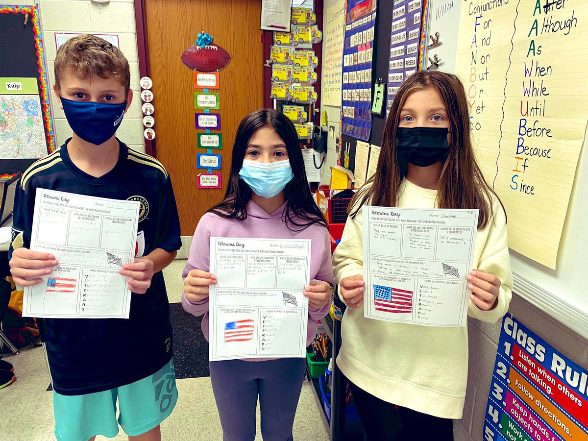 #5thgrade created acrostic poems and learned about Veterans Day today! Thank you to all those who have served our country🇺🇸 <a href="/Methacton/">Methacton Schools</a> <a href="/MethactonEA/">Methacton Teachers</a>