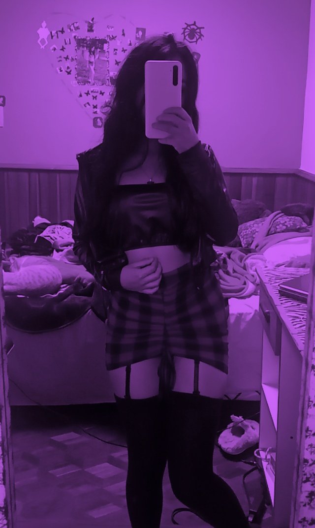 Esta es mi única cuenta de Twitter y es la verdadera mi instagram es tkromi16