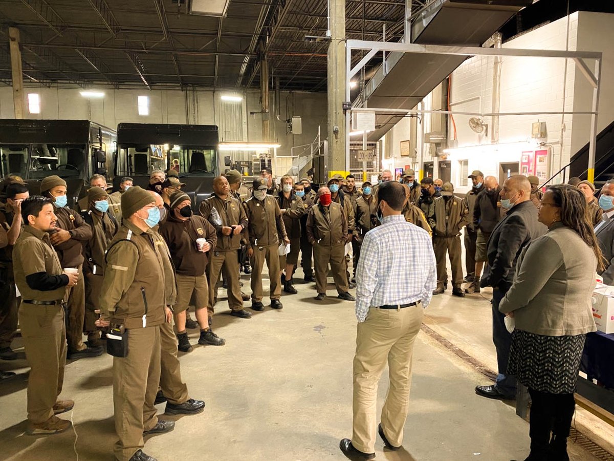 BCYLeaders's tweet photo. Big thank you to the UPS Foundation for presenting BCYL with a check and supporting our programs! https://t.co/GAL12EXrk5