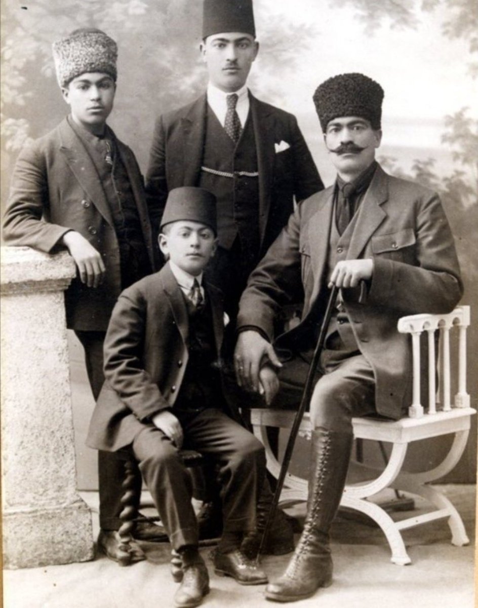Vahdettin’in “Mustafa Kemal Pomak’tır, ona destek verme” mesajına “Ben İngiliz altınlarına satılmam, İstanbul’a gelir canına ot tıkarım” cevabını veren, Temsil Heyeti’nin Ankara’ya kadar güvenlik ve rehberliğini sağlayan Keskinli Rıza Bey.