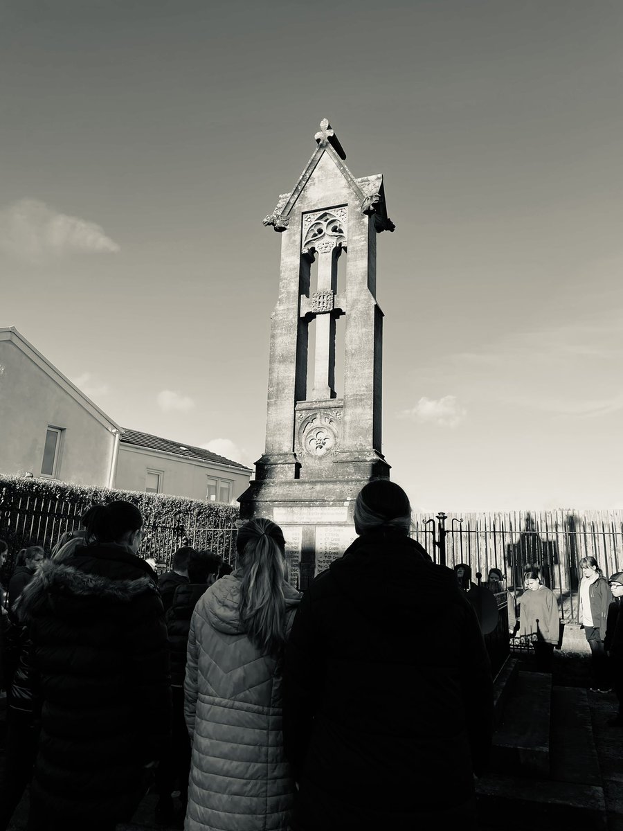 CYD2014's tweet photo. Our pupils paying their respects to the soldiers who fought for us. We will remember them #ercof https://t.co/4aUzWnN75O