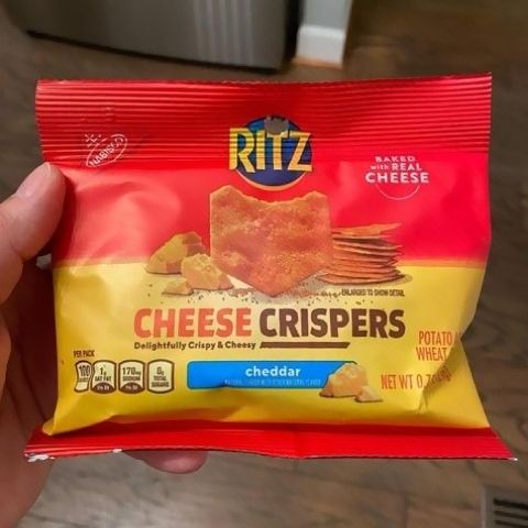 ElleCnv's tweet photo. #RITZCheeseCrispers #complimentary @ritzcrackers @Influenster https://t.co/XbwWFDQsJj https://t.co/lykShiLfcO