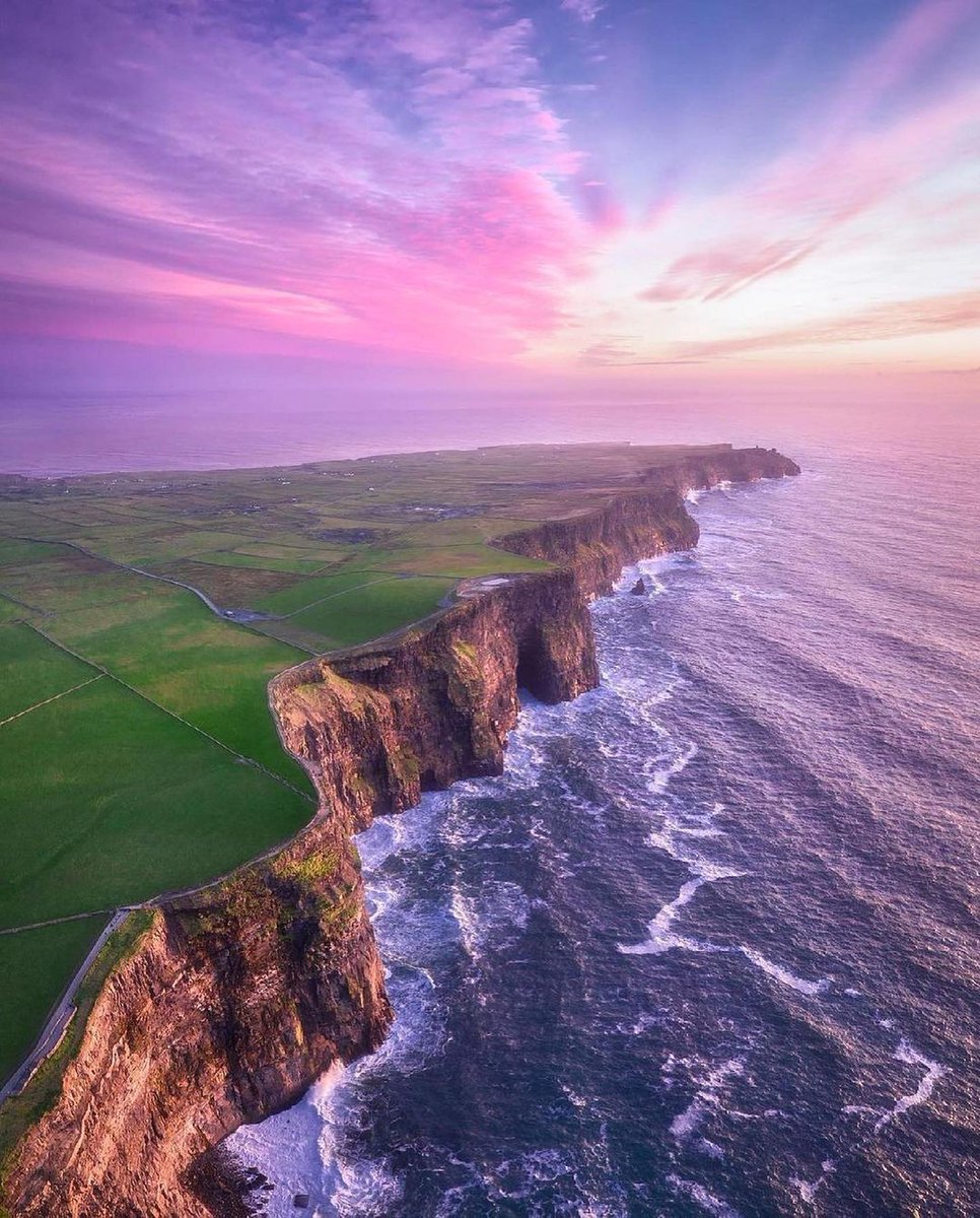 ihamidfathi's tweet photo. The mighty Cliffs of Moher. https://t.co/uyHDjPuC6i