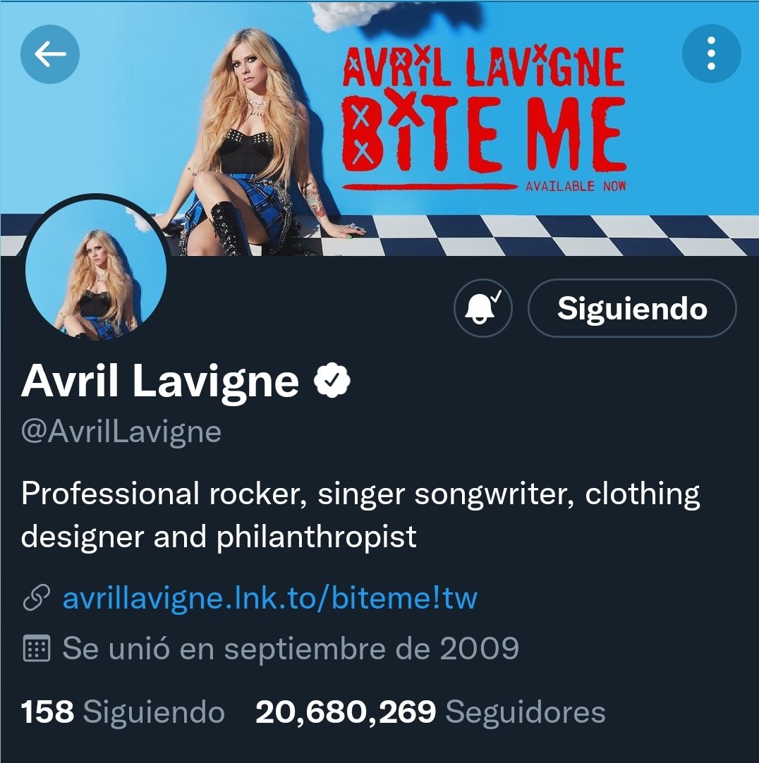 AvrilAccess's tweet photo. .@AvrilLavigne has changed her social media banners! https://t.co/DZVGxwqBwT