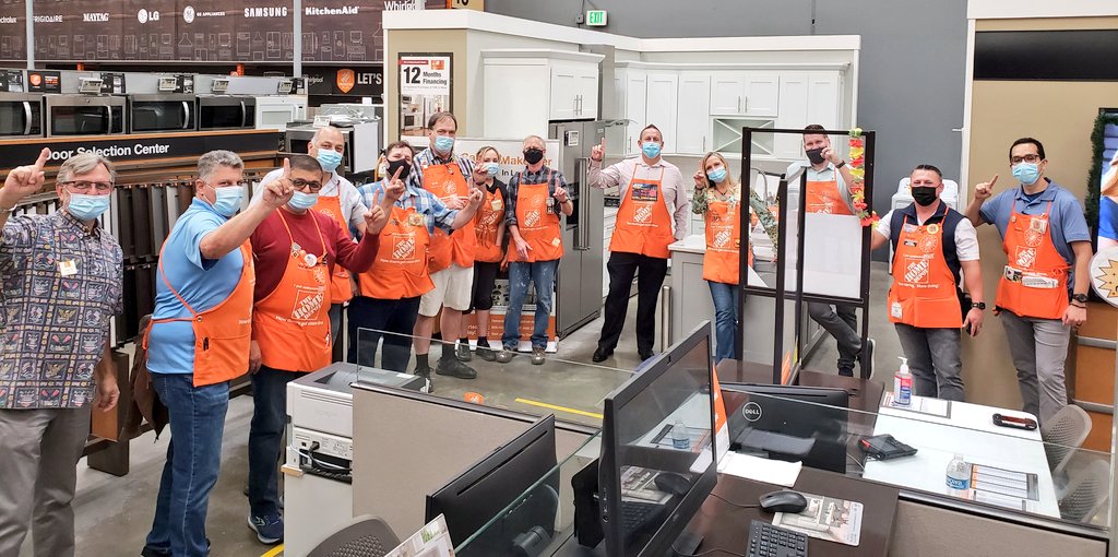 jonason_hawkins's tweet photo. Another Successful "Product Knowledge" training for our associates with some of the best! Thanks Team! 🤙🏾 #CarmelMtn0669 #DrivingPipeline #HDIS #HDDC @AnthonyHajduk @Crippen1026 @EddieHDIS @AshleyHynick @Robert_HDDC @Mandy_HDI @Jeffbrennerhd @PS_RSM @PAC_South_RGM @JabarrBean https://t.co/yEUHIrkW66