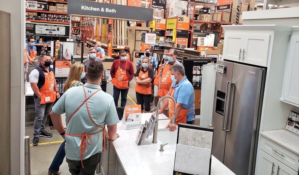 jonason_hawkins's tweet photo. Another Successful "Product Knowledge" training for our associates with some of the best! Thanks Team! 🤙🏾 #CarmelMtn0669 #DrivingPipeline #HDIS #HDDC @AnthonyHajduk @Crippen1026 @EddieHDIS @AshleyHynick @Robert_HDDC @Mandy_HDI @Jeffbrennerhd @PS_RSM @PAC_South_RGM @JabarrBean https://t.co/yEUHIrkW66