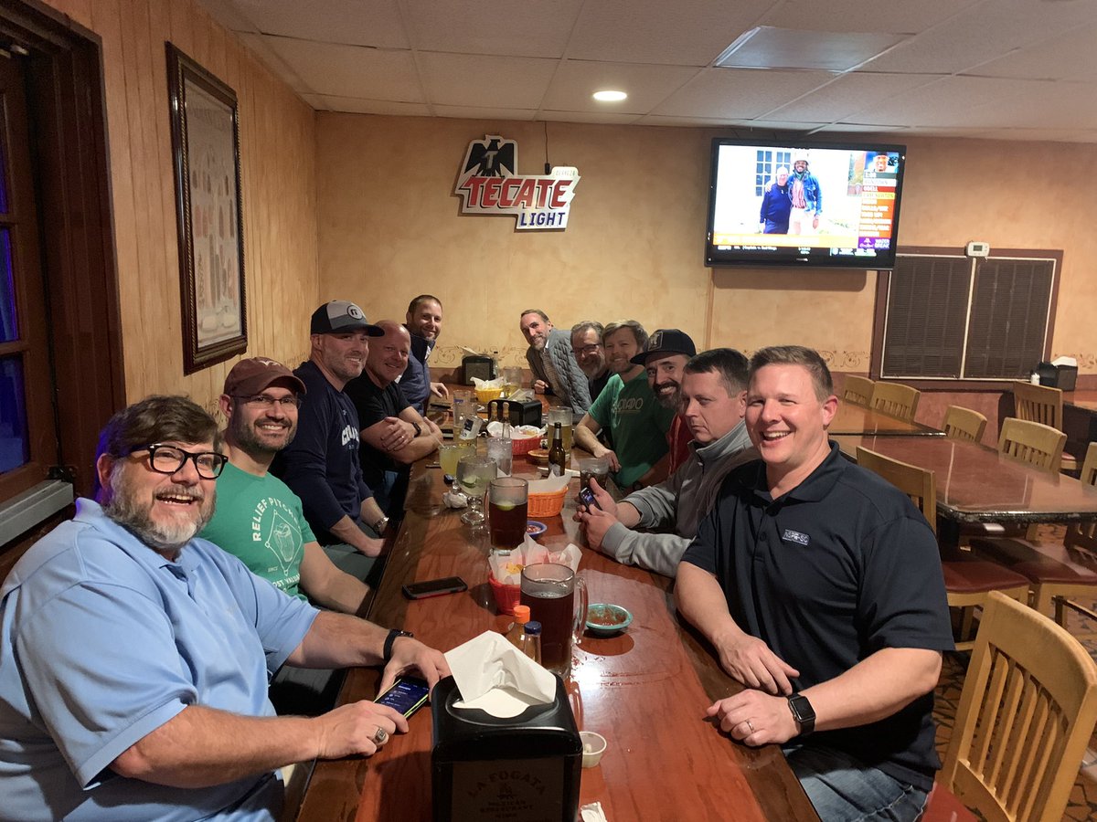 F3Dracula's tweet photo. 12 Pax for Thirsty Thursday!  Cya in two weeks! https://t.co/3xyXrMT4fK