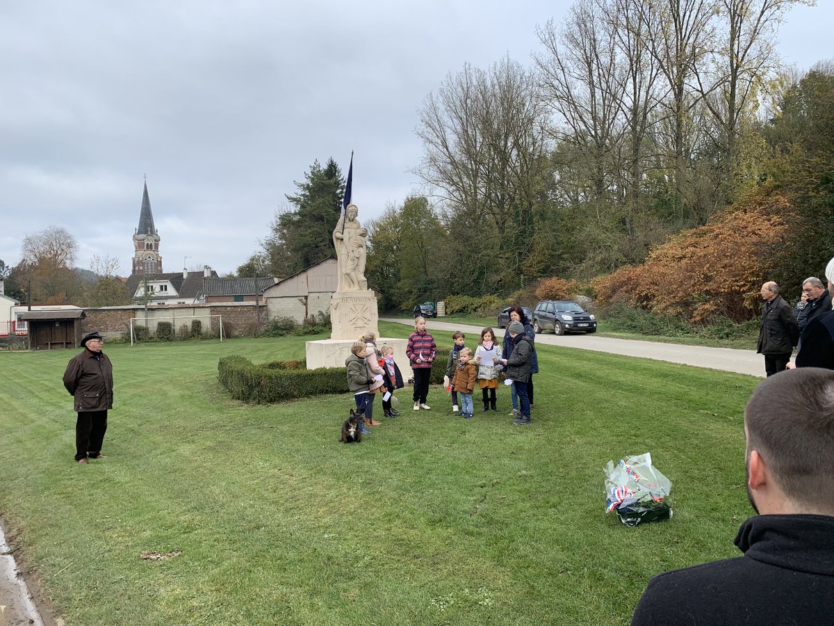 Two services for Remembrance Day , Hawthorn Ridge crater and then the Beaumont Hamel village ceremony . Wonderful to see the strong bond with the locals and of course the children remember the events in their village so long ago ⁦<a href="/HawthornRidgeCA/">Hawthorn Ridge Crater Association</a>⁩ ⁦<a href="/CWGC/">Commonwealth War Graves</a>⁩
