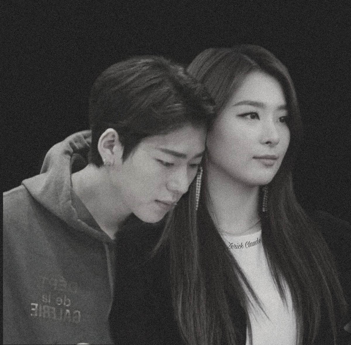VarickScorpius's tweet photo. ╭──────────────────────────

             ❝ MY DAY IS FULL OF YOU ❞
        12.11.2021 Wedding Monthversary
                            @punyacla

╰────────────────────────── https://t.co/KlWoKCJ7nB