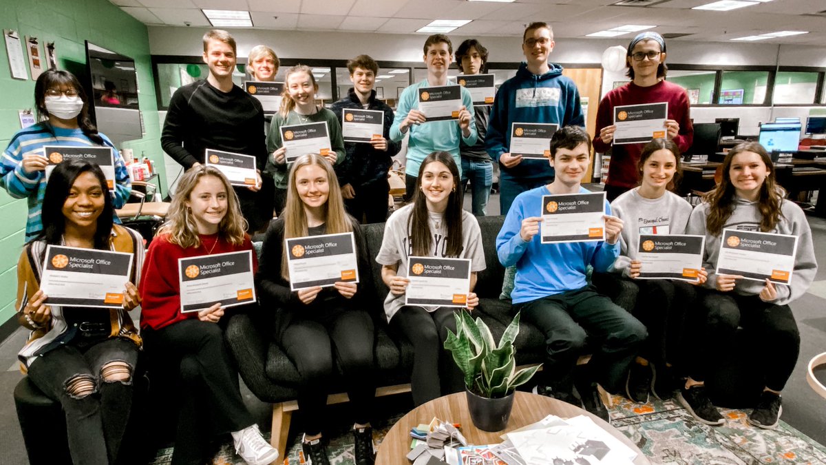 Congratulations to this CIT105 dual credit crew for passing the Word portion of the @microsoft MOS Exam! Next up… Excel! #CareerReady 💯