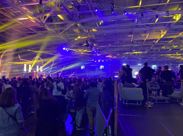 silence_events's tweet photo. Festival 11/11 / AliExpress / Silent Party by Silence Events 🎧🎧🎧🎧🔥🔥🔥🔥🔥🎧🎧🎧🎧 Mum's Deejay Eddy Flex https://t.co/3gi9RewdMQ