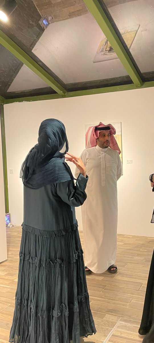 LiftGallery's tweet photo. تشرفنا بحضور معالي المستشار تركي آل الشيخ @Turki_alalshikh في ليفت جاليري في The Groves #موسم_الرياض   @RiyadhSeason 
ومبروك اقتناء اللوح معالينا🤩 
وشكر خاص للاستاذة سهام حسنين🤍 https://t.co/p4URpSmB2C
