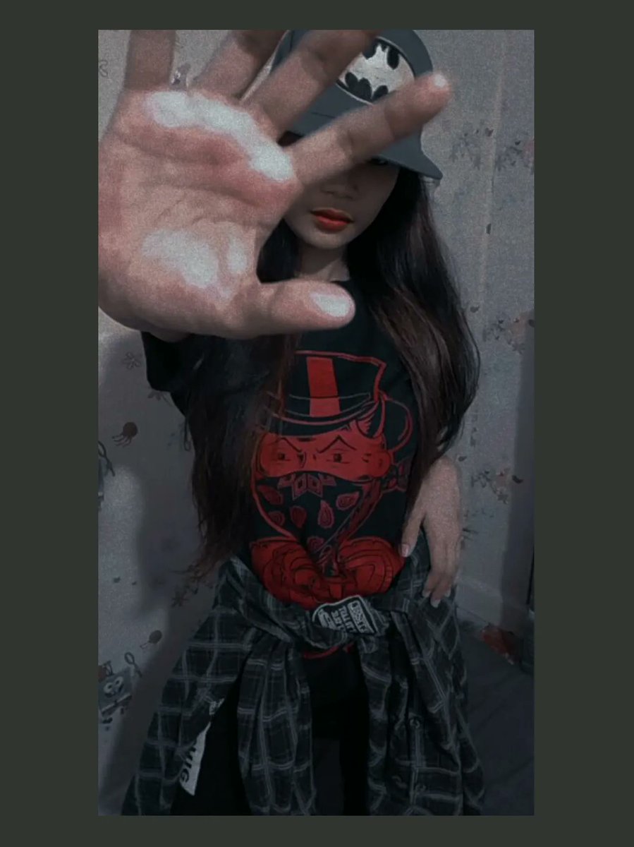 EMR978's tweet photo. Follow the beautiful @gladzther27 on TikTok! https://t.co/nU8wn9lPeN