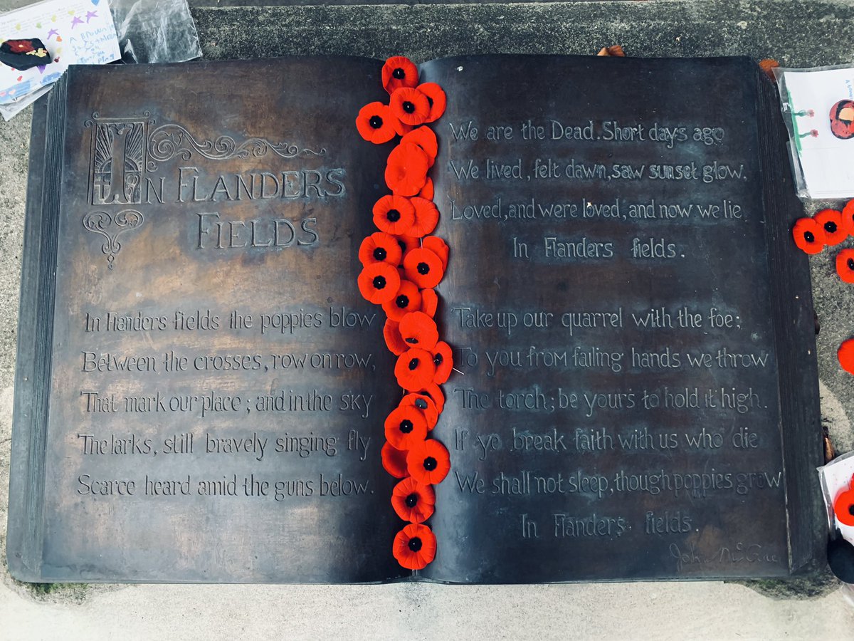 melissa_very's tweet photo. Lest we forget. #RemembranceDay2021 #McCraeHouse https://t.co/V27p65Q3o4