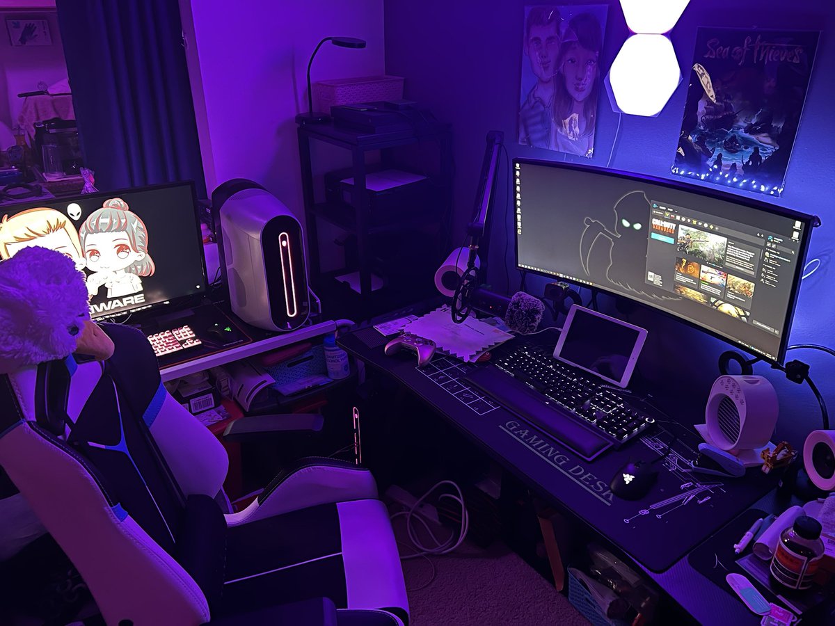 KingSwollington's tweet photo. @Alienware #MyAlienware (s) lol https://t.co/BeKr2UGDxc