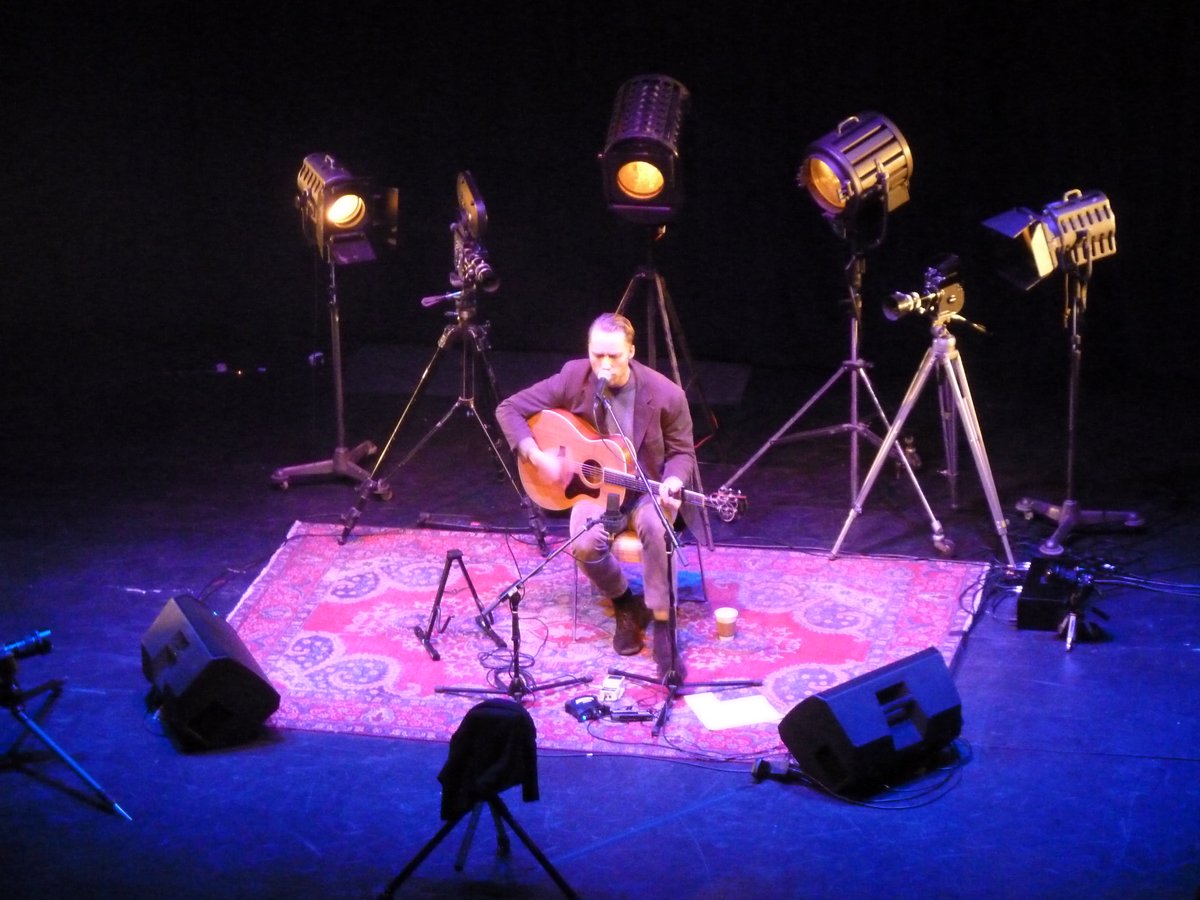 gbaudiouk's tweet photo. An intimate solo gig from @AdamHolmesMusic to round off the 2021 @SoundhouseOrg season at @traversetheatre 

#AdamHolmes #SoundhouseOrg  #SoundMixByGrahamBodenham #Edinburgh #ScottishMusic #ScottishSinger https://t.co/LWR7iOA9A2