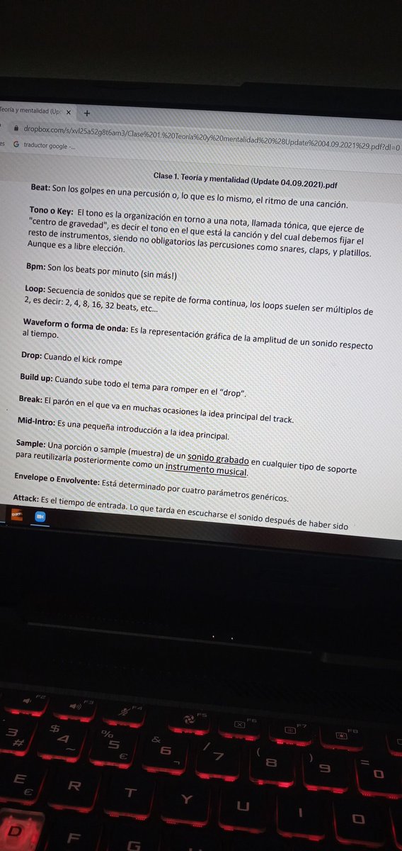 Bombarda_2000's tweet photo. Alfin me da gusto estudiar...ahora si😊😌 https://t.co/6nxwvnwqjk
