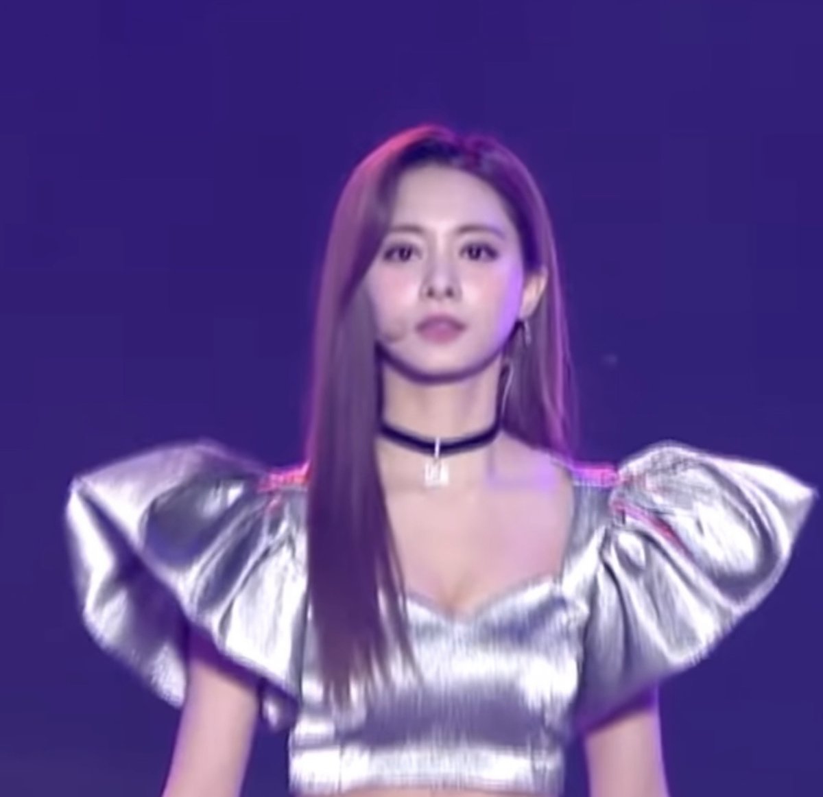 hourly tzuyu tweet media
