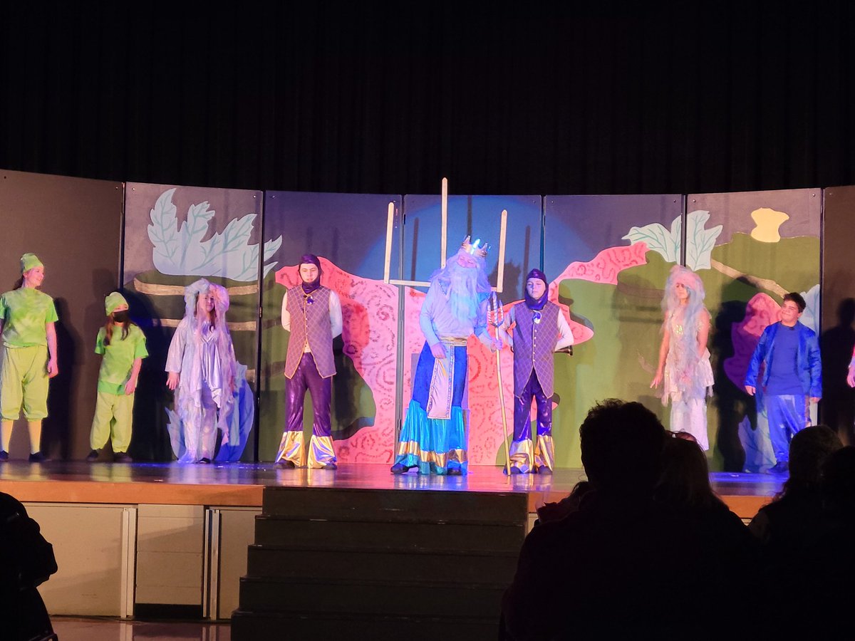 JLMS_Falcons's tweet photo. So proud of the kids and their performance in the preview show for senior citizens in our community https://t.co/rIK6gX6cRz