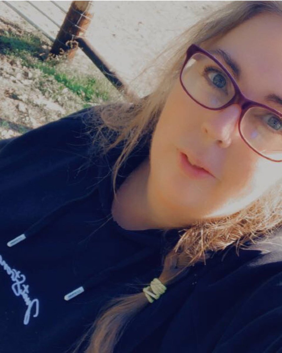 AngiesFit4Life's tweet photo. So excited I’m now a ambassador with Just Strong. I love the clothes they are so comfortable and wash great. Sizing is fantastic, go check them out at https://t.co/56lGq6v8AX don’t forget to use my code ANGMAL210 and grab yourself something for Xmas @JustStrong_Fit #Fibromyalgia https://t.co/fV9KTr364v